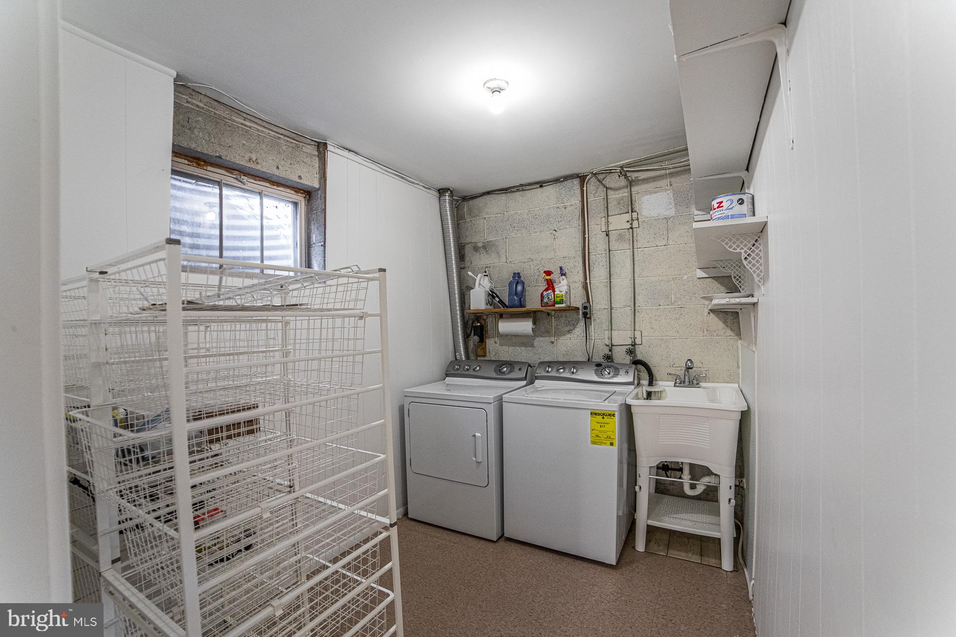 STRATHMEADE SQUARE - Residential Lease