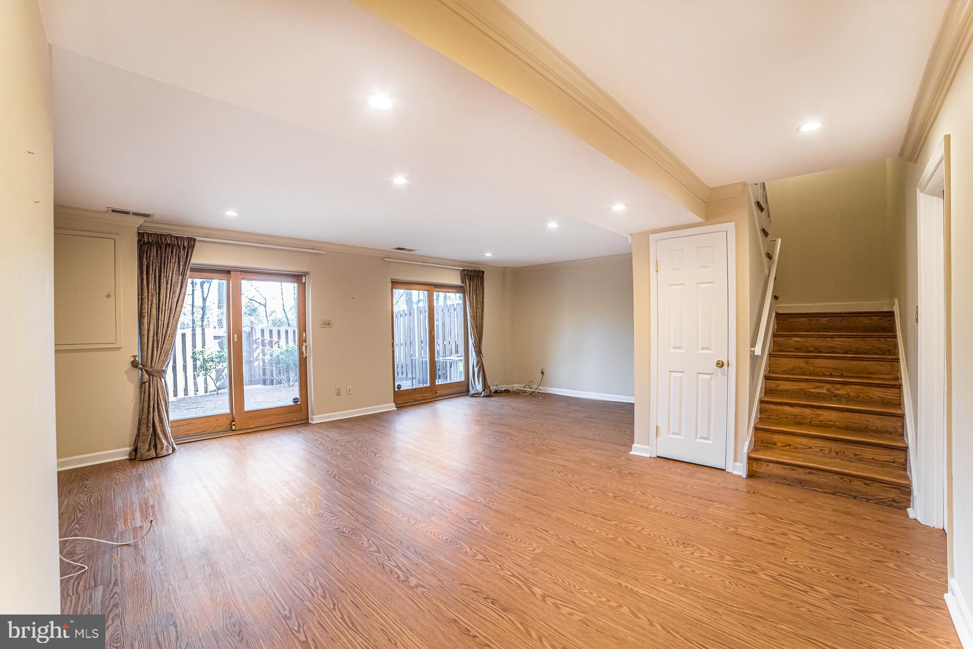 STRATHMEADE SQUARE - Residential Lease