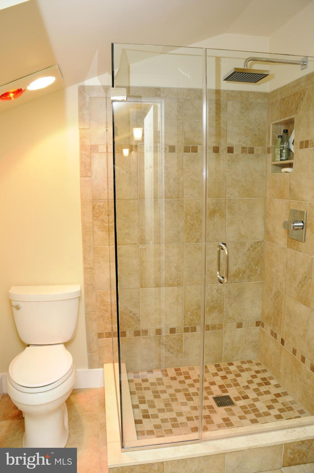 TRIADELPHIA WOODS - Residential