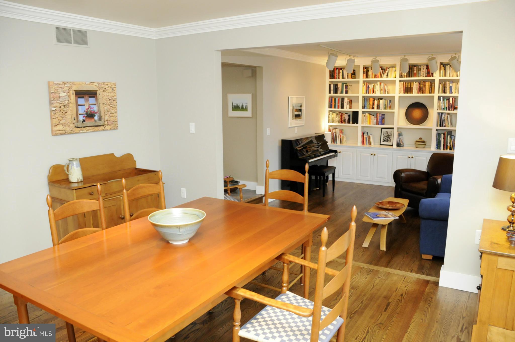 TRIADELPHIA WOODS - Residential