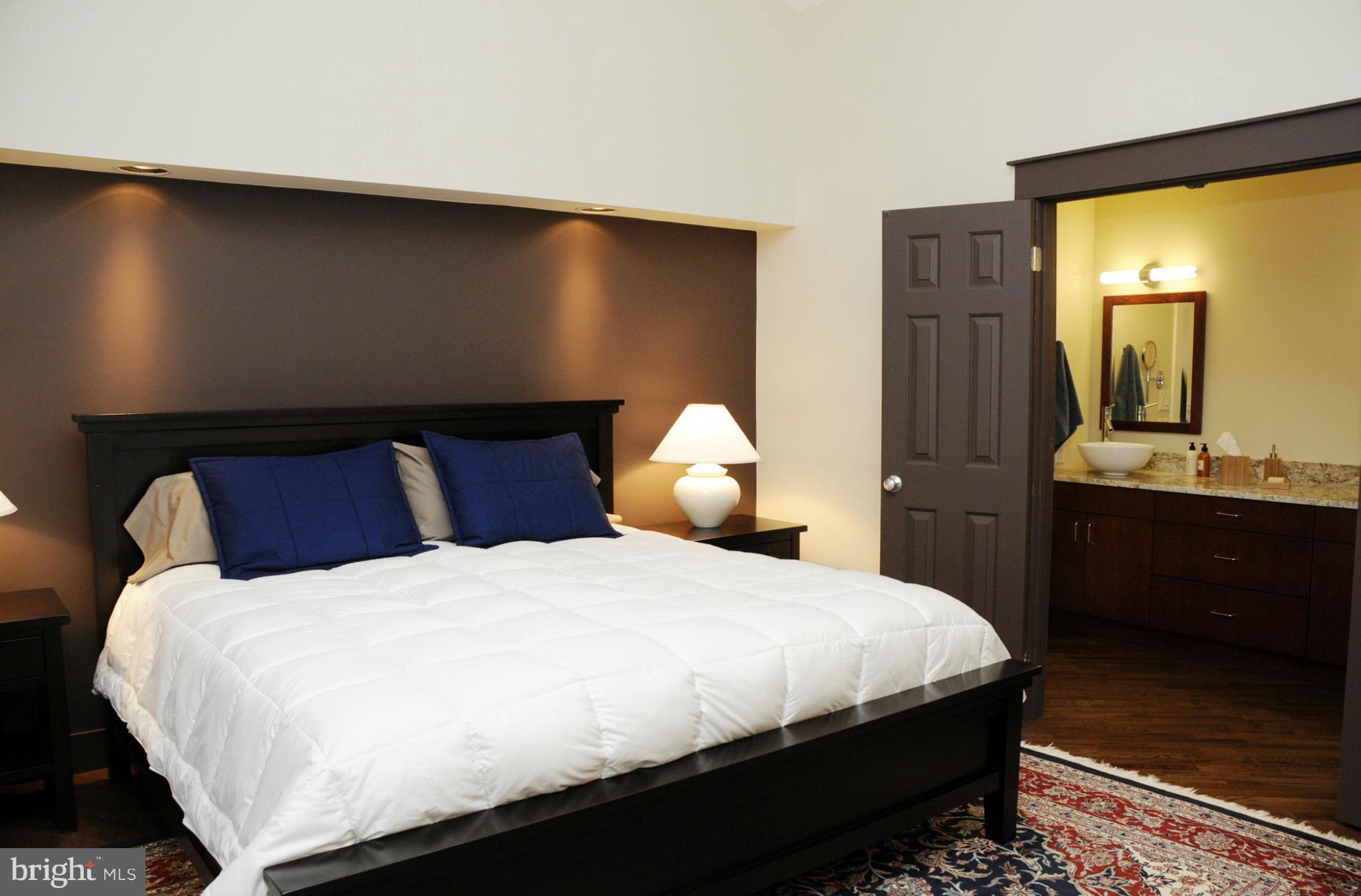 TRIADELPHIA WOODS - Residential