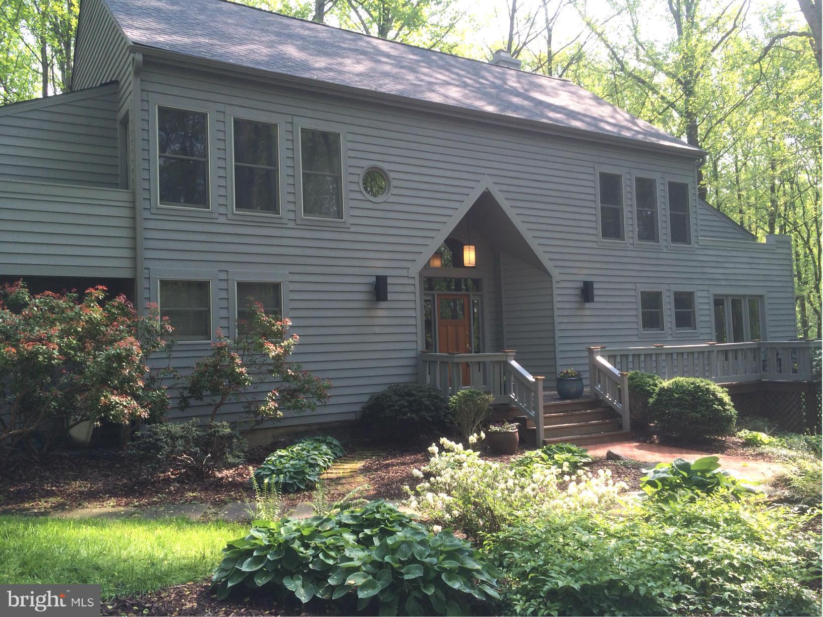 TRIADELPHIA WOODS - Residential