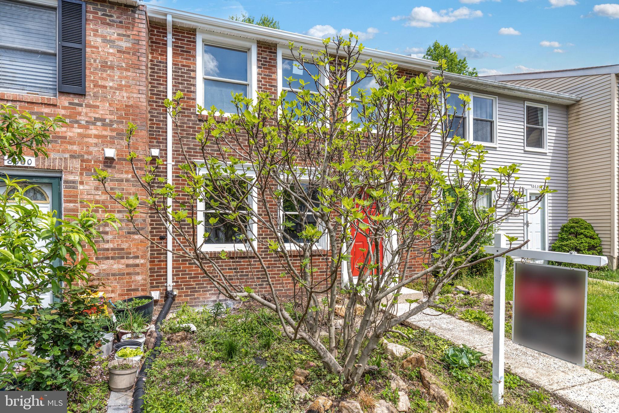 NEWINGTON FOREST - Residential