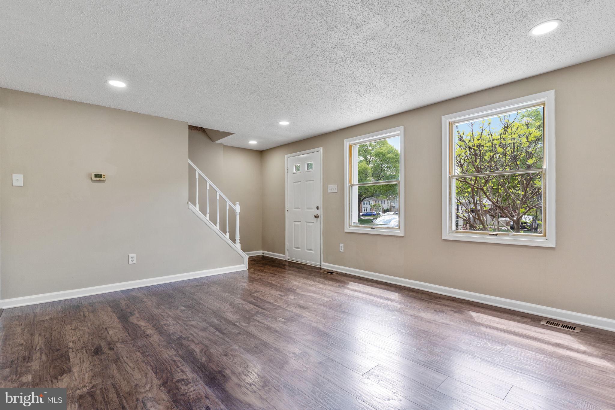 NEWINGTON FOREST - Residential