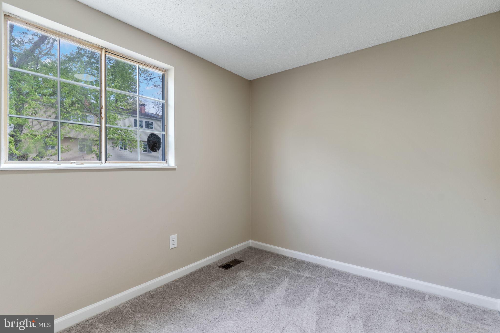 NEWINGTON FOREST - Residential