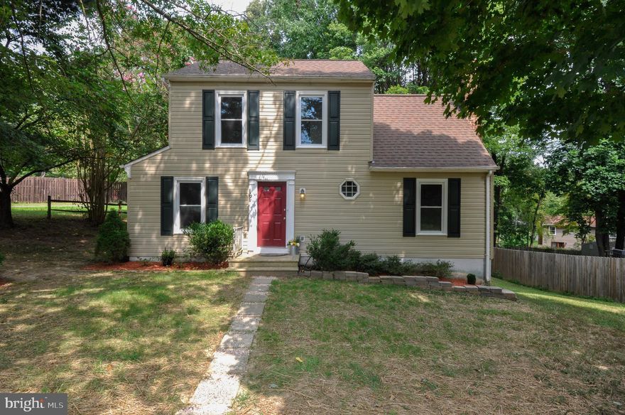 HUGH PRICE REDUCTION!!!    UPDATE... Seller Just installed NEW CARPETING! No Shoes... Please wear the booties. What a find! This adorable home boasts 3 full bathrooms and 3 bedrooms with an additional room in the fully finished walkout basement. The master suite is on the main level with a full attached bathroom. Upstairs, two more bedrooms share a full bath.  The living area is open and airy with vaulted ceilings, fans and wood burning fireplace inset. There's also plenty of room for a dining area.  Just off of the living area are french doors that lead out to the deck that looks out onto a shady wooded lot. The fully finished basement also walks out to the back.  There are numerous upgrades to this lovely home.  Just off of Morton road, it easy accesses Leeland station and Route 1. Minutes to downtown Fredericksburg and only 30 minutes to Quantico.  This one is going fast so don't miss your opportunity to own this gem. New windows, New Sliding Door, New Carpet, Freshly painted! NO HOA!