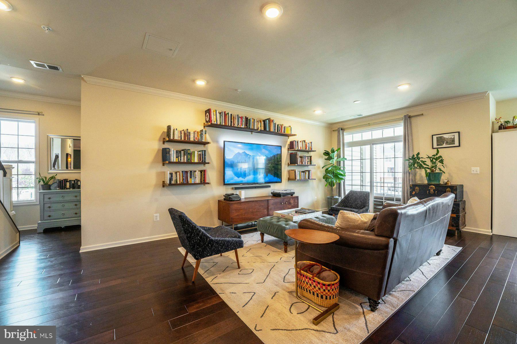 LOUDOUN VALLEY RIDGES - Residential