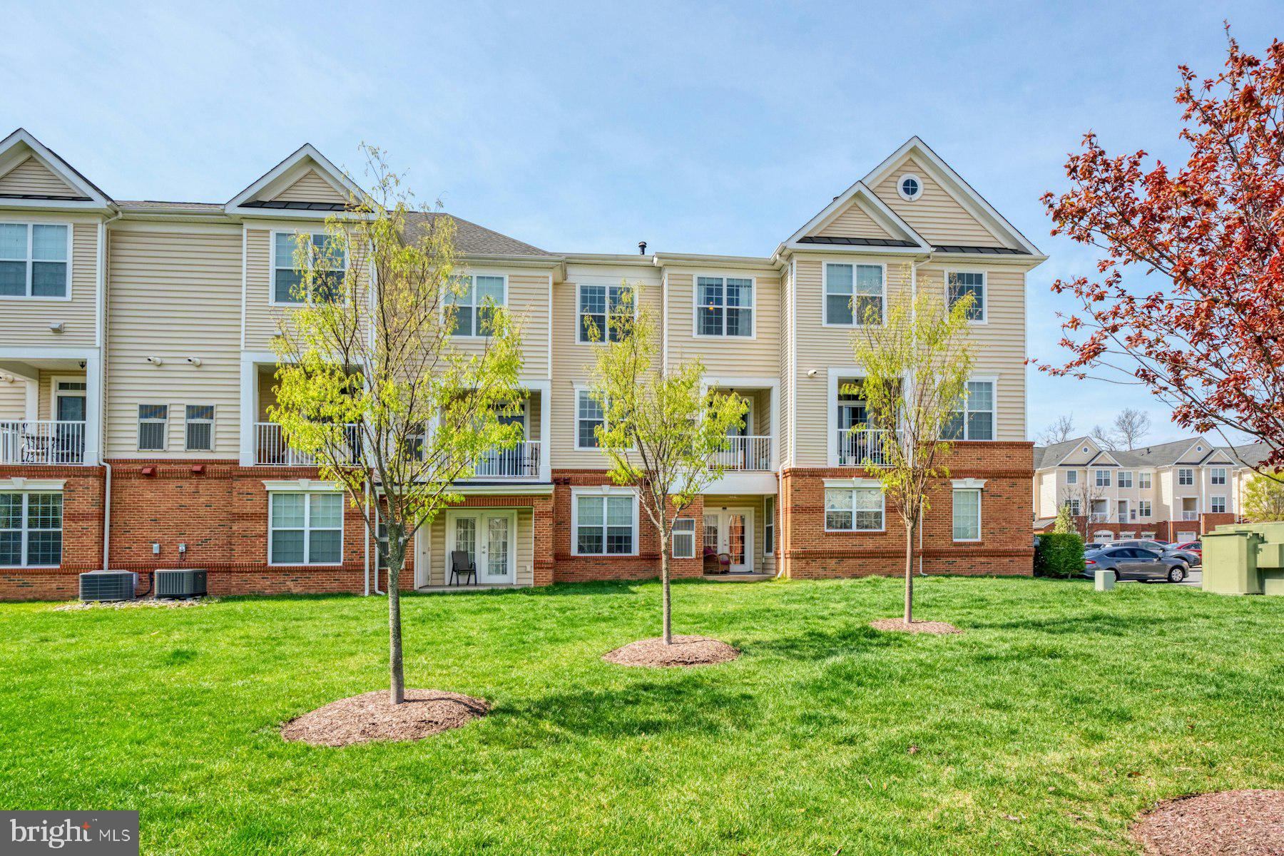 LOUDOUN VALLEY RIDGES - Residential