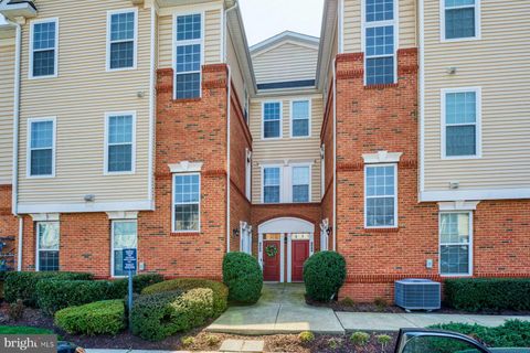 Condo For Sale - 23290 Milltown Knoll Square #103<br/> ASHBURN, VA 20148