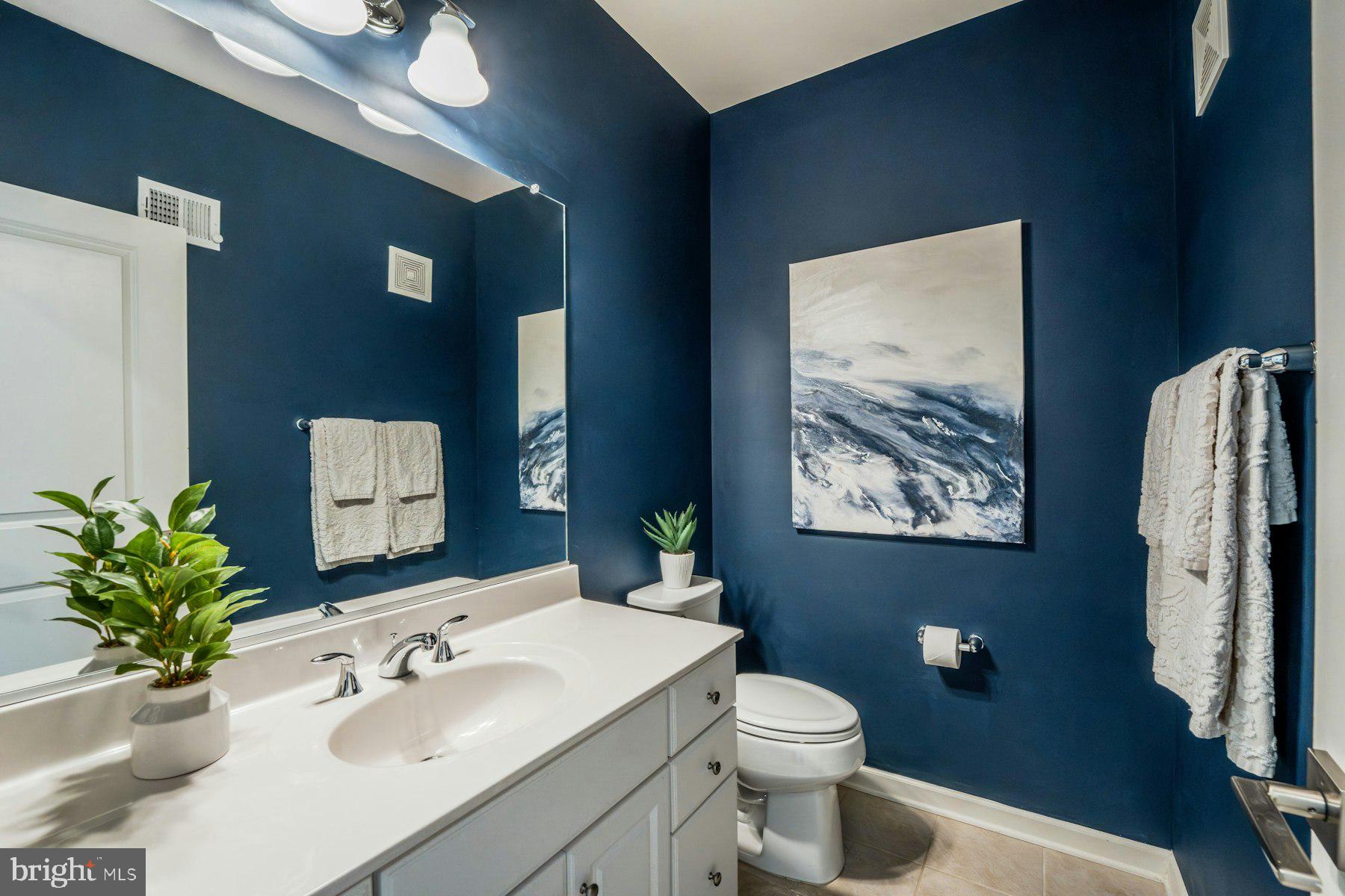 LOUDOUN VALLEY RIDGES - Residential