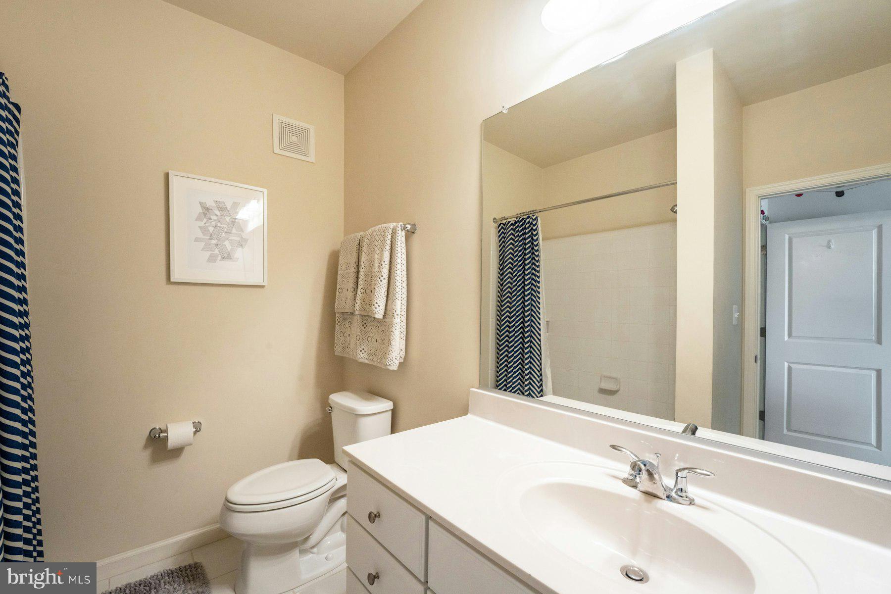 LOUDOUN VALLEY RIDGES - Residential