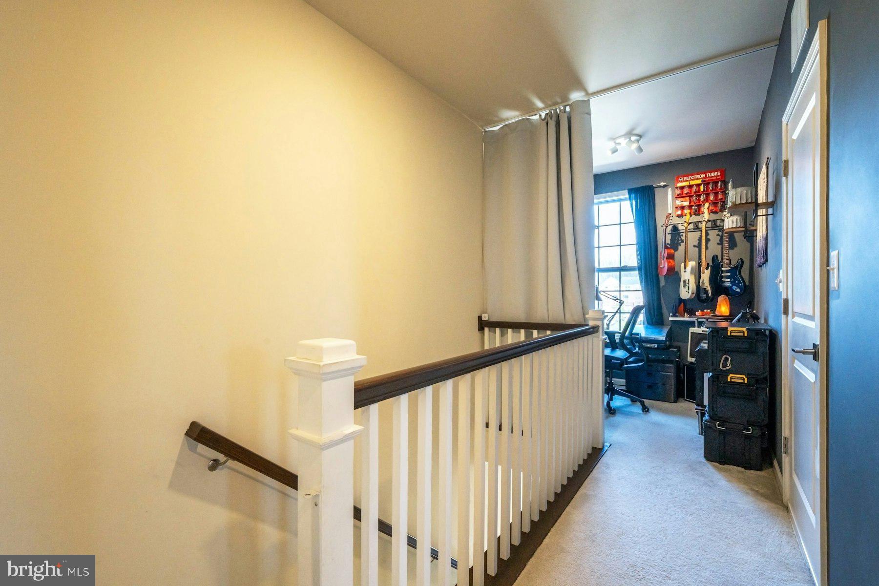 LOUDOUN VALLEY RIDGES - Residential