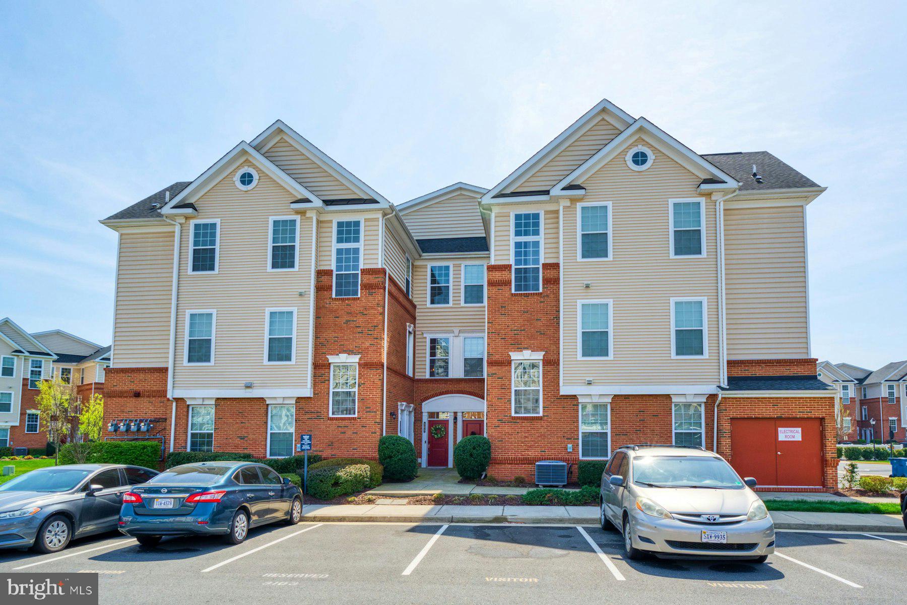 LOUDOUN VALLEY RIDGES - Residential