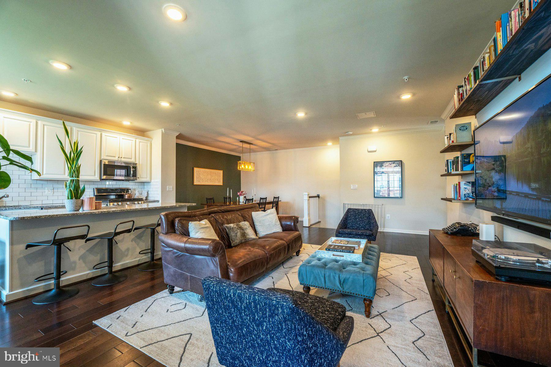 LOUDOUN VALLEY RIDGES - Residential