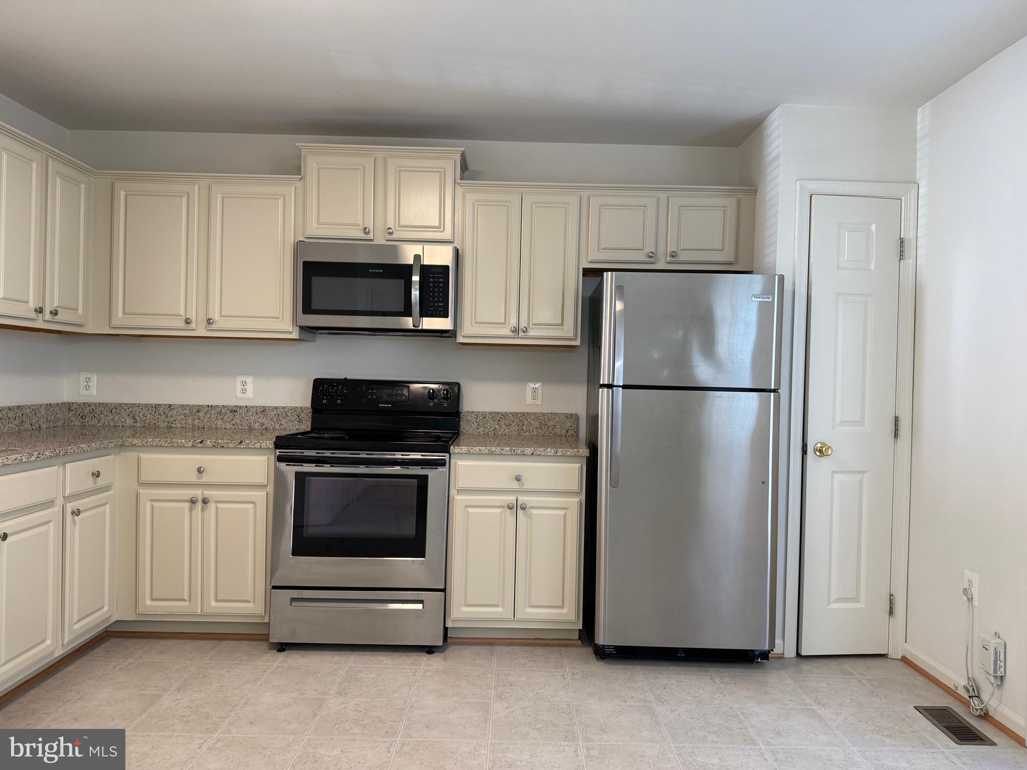 LIBERTY PLACE - Residential Lease