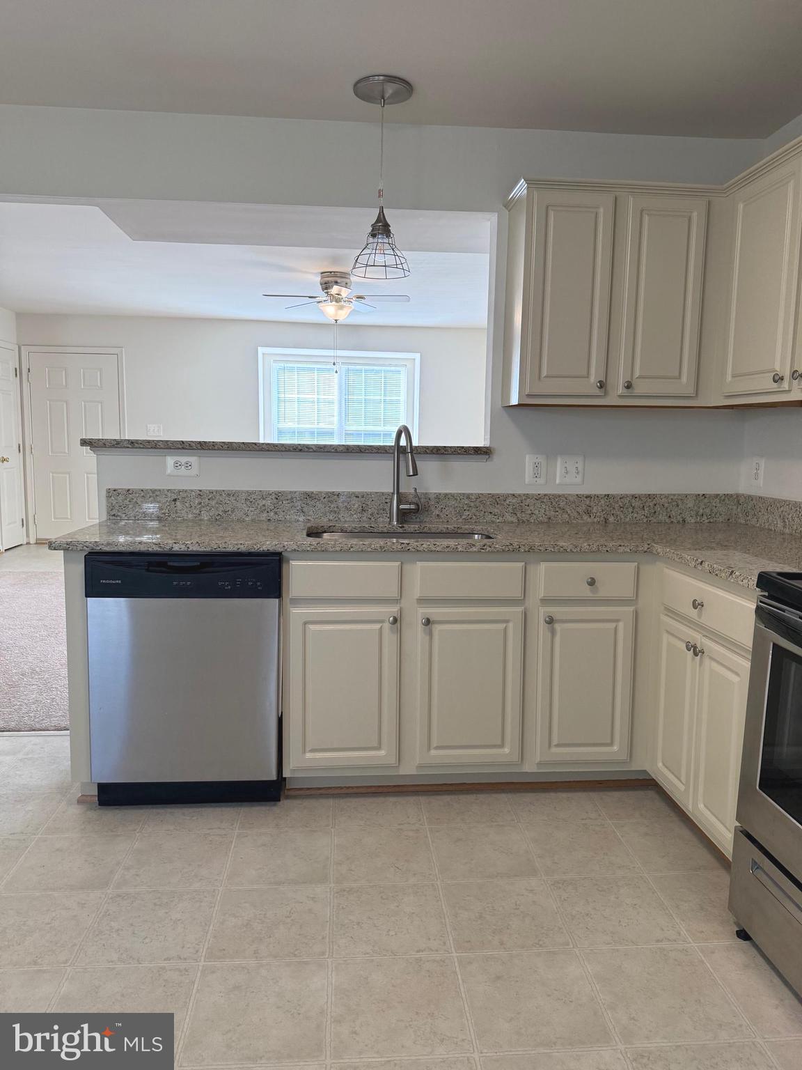 LIBERTY PLACE - Residential Lease