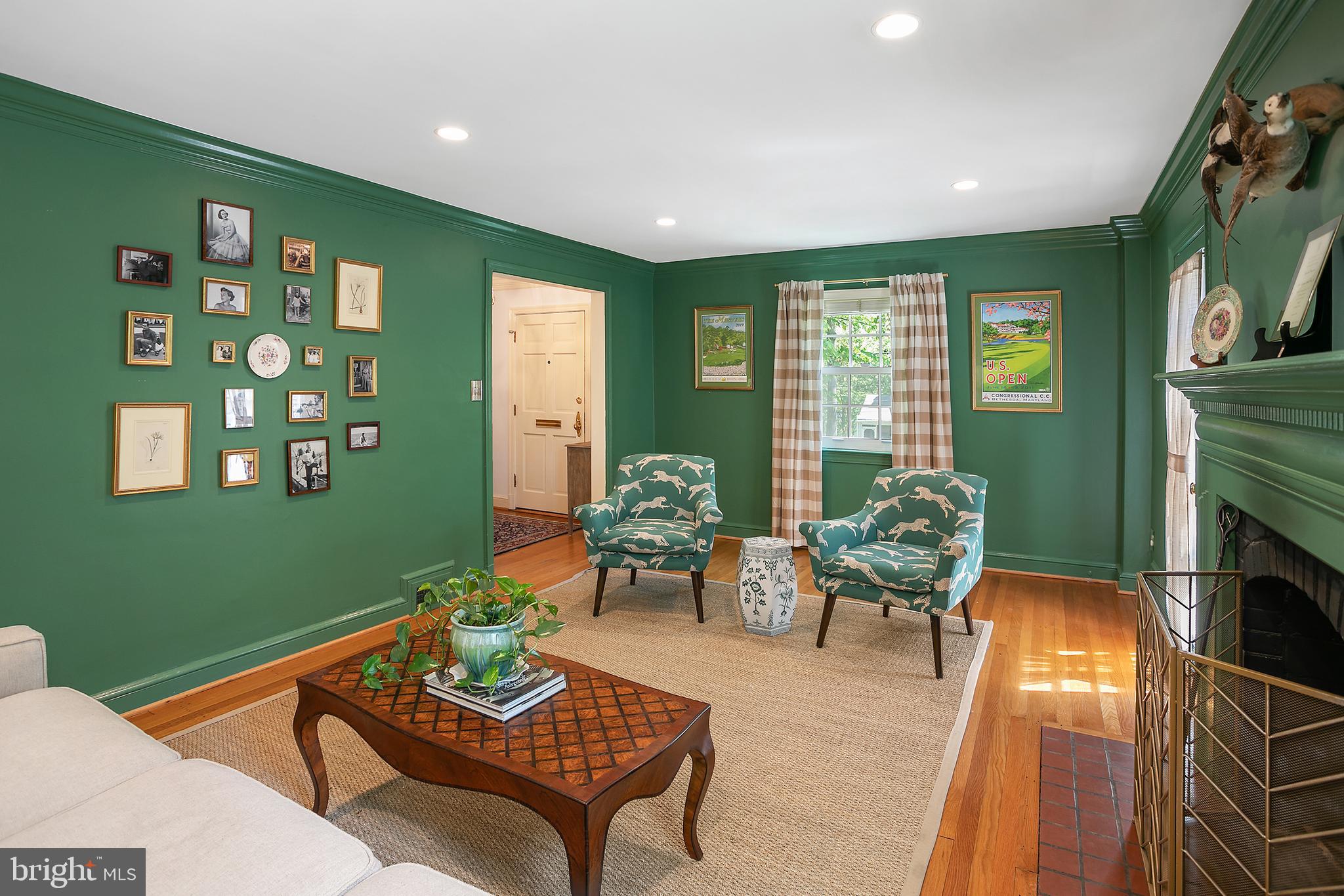 MEADOWBROOK VILLAGE - Residential