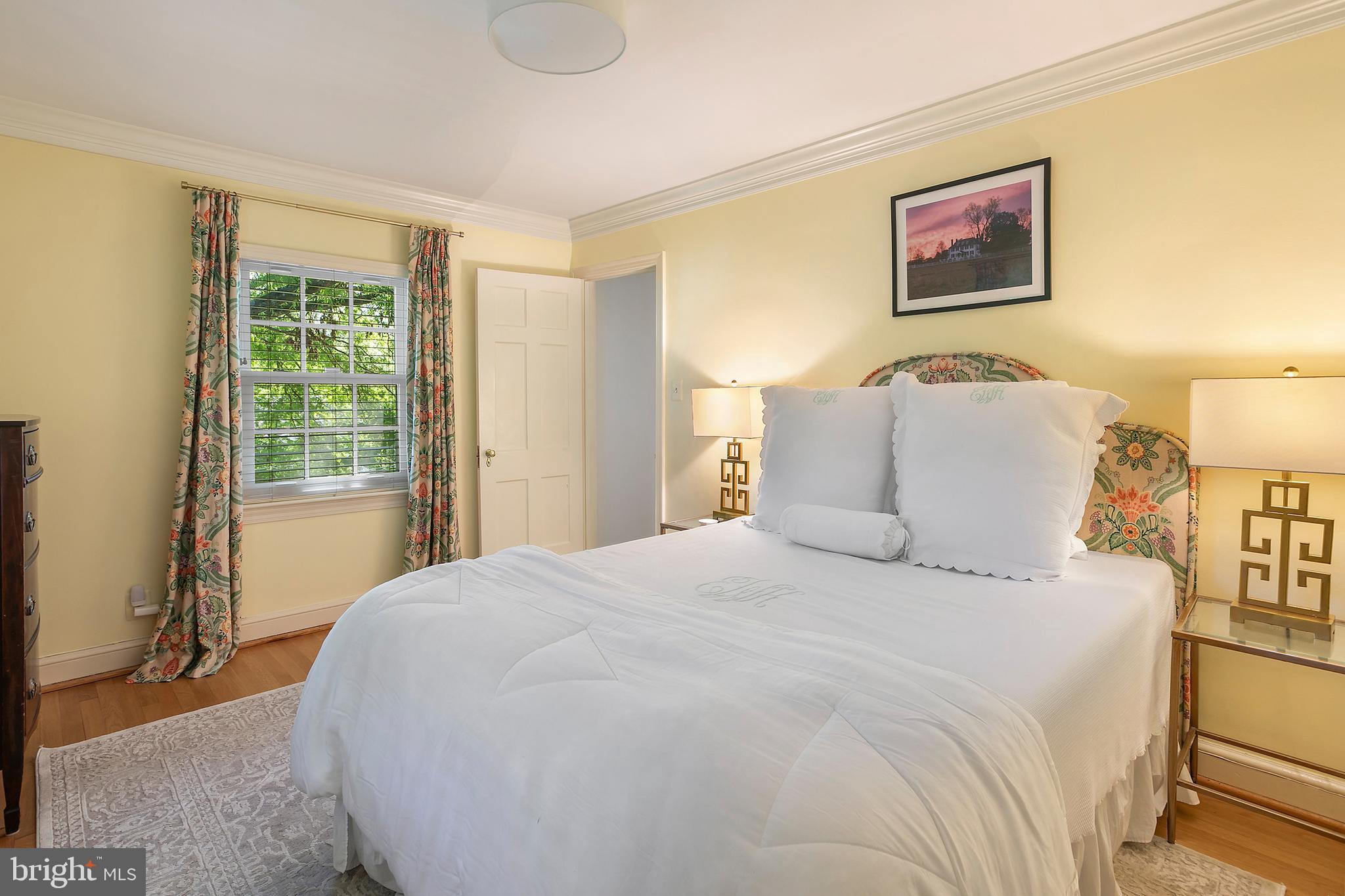 MEADOWBROOK VILLAGE - Residential