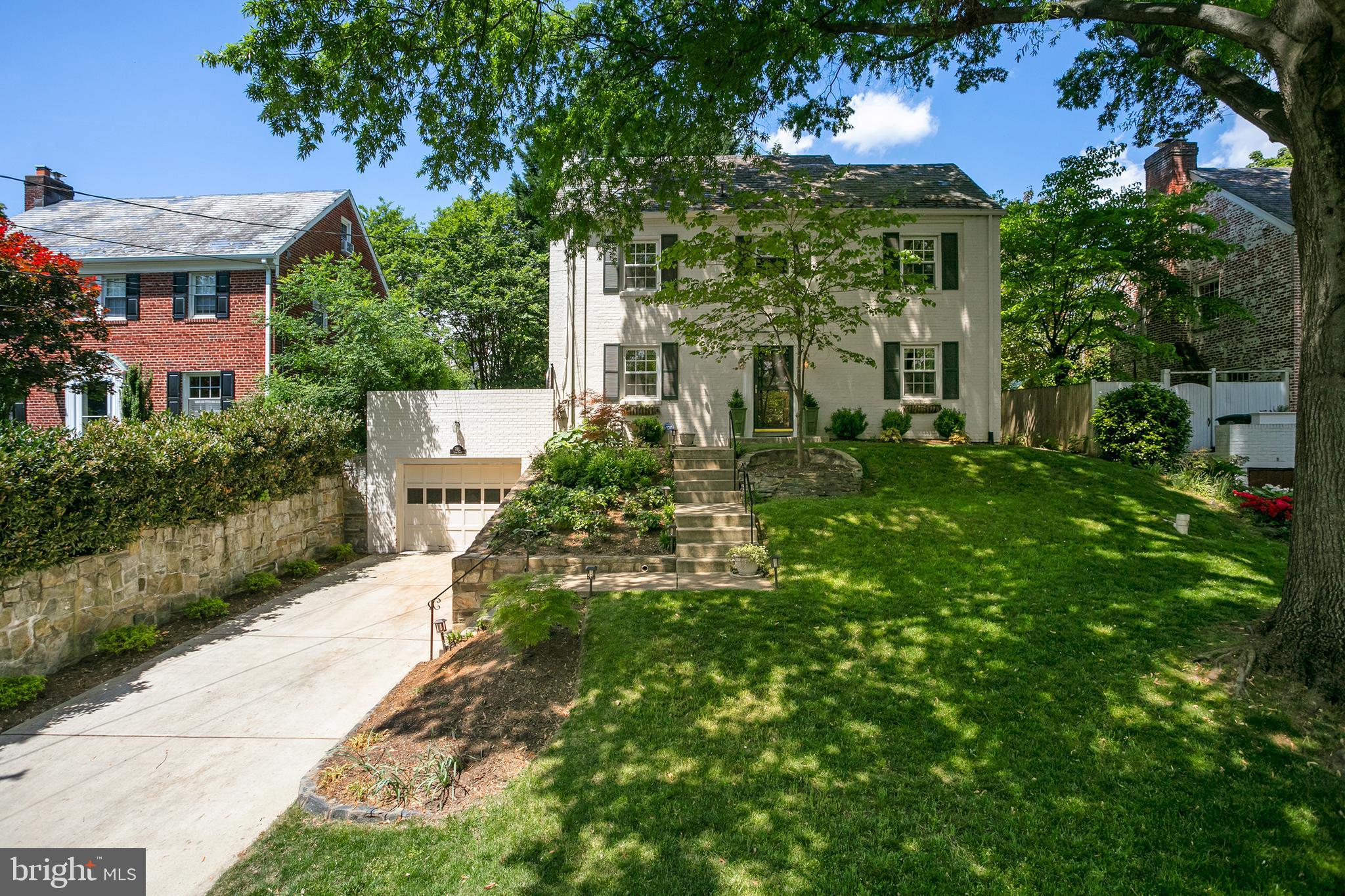 MEADOWBROOK VILLAGE - Residential