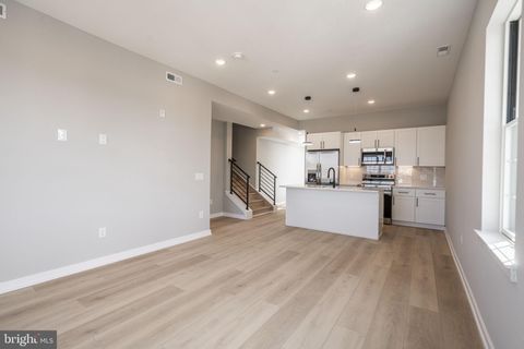 Condo For Rent - 713 S Mildred Street #4B<br/> PHILADELPHIA, PA 19147