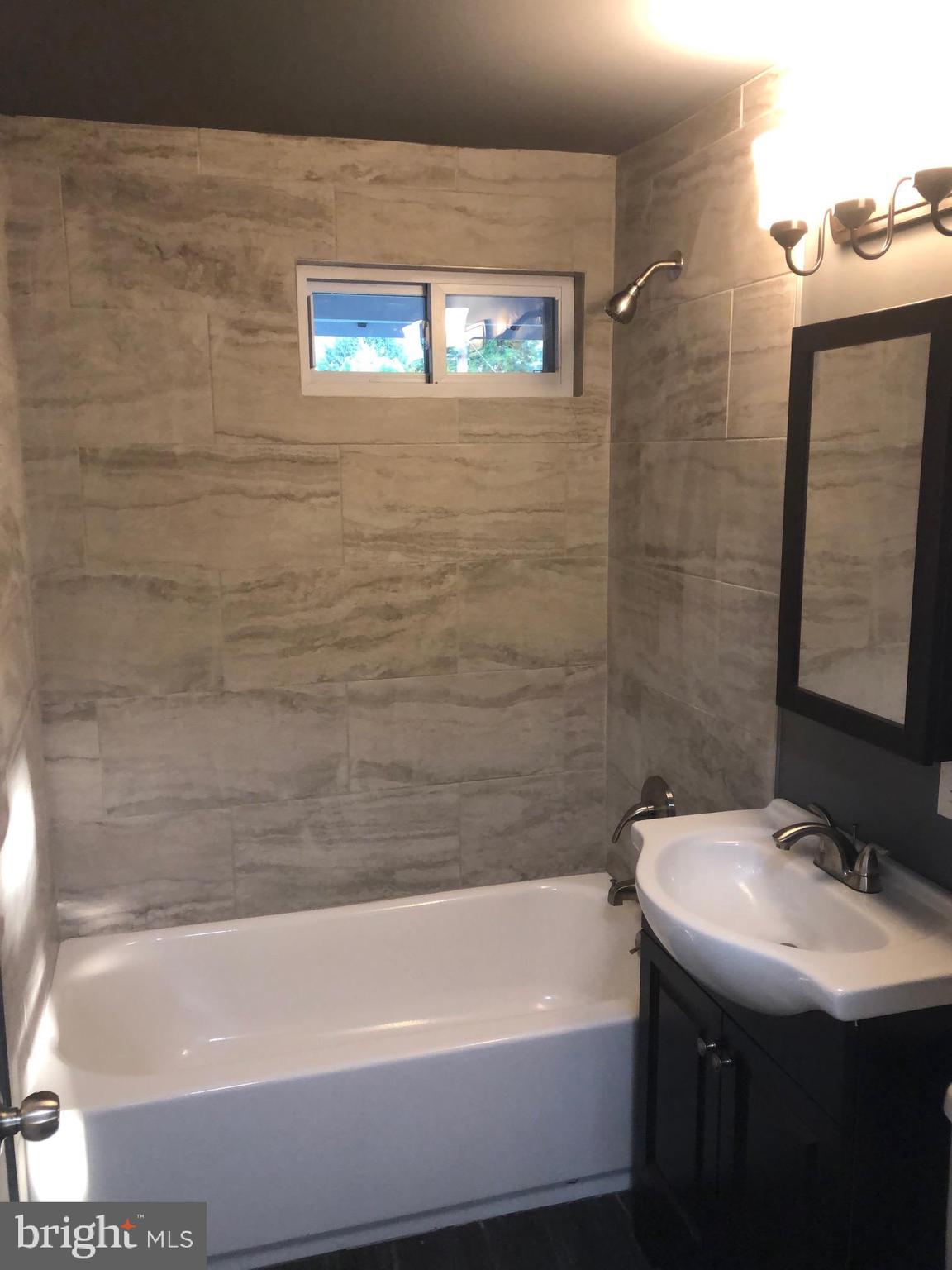 SHILLINGTON - Residential