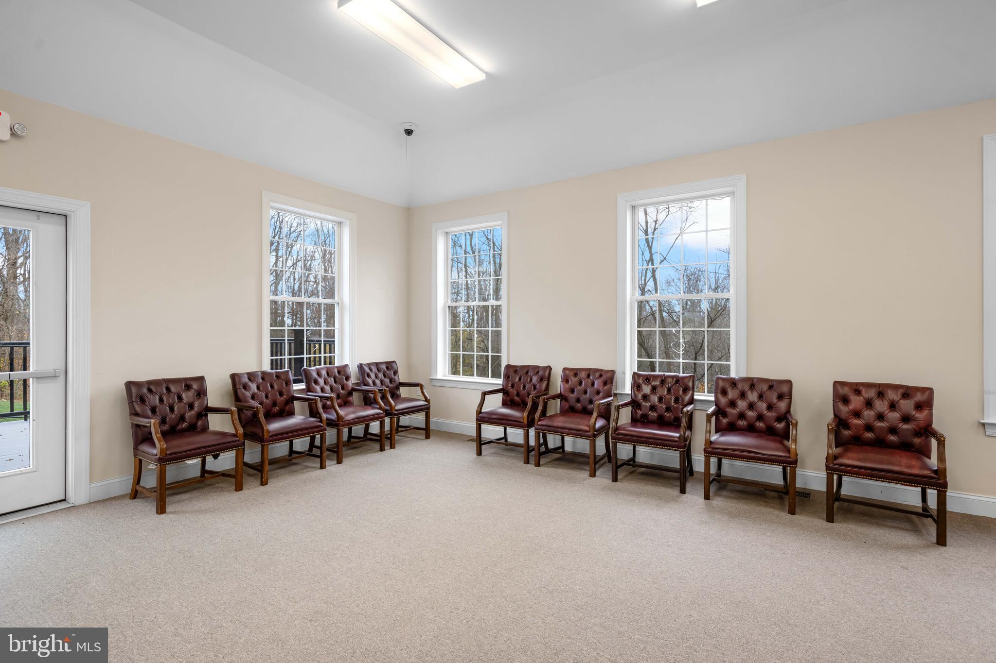 THE HOLLOW AT FOX VA - Residential