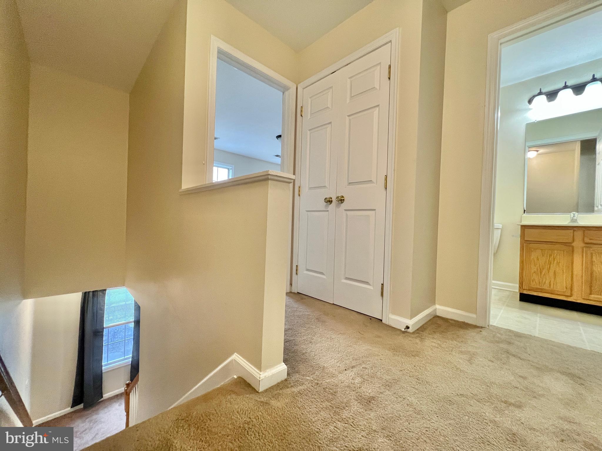 TOWNES OF TOPAZ - Residential