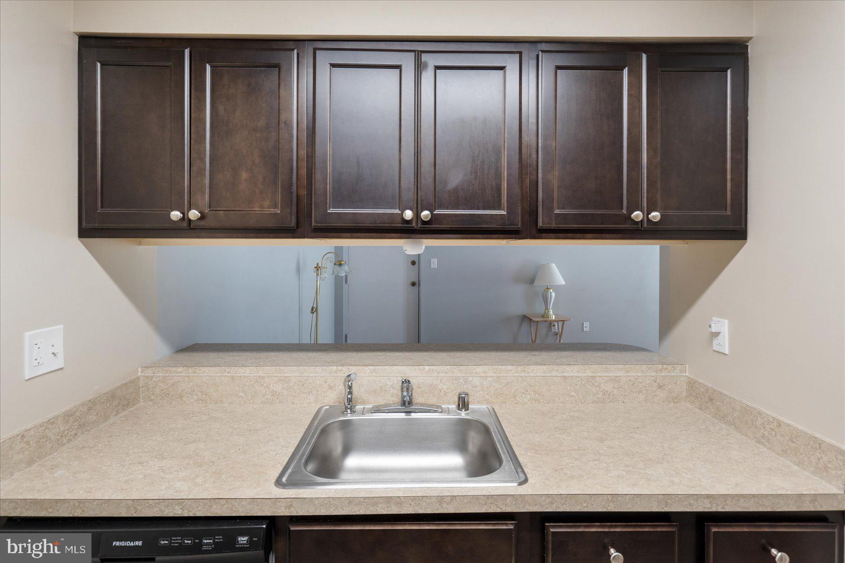 CASTLE HARBOUR - Residential