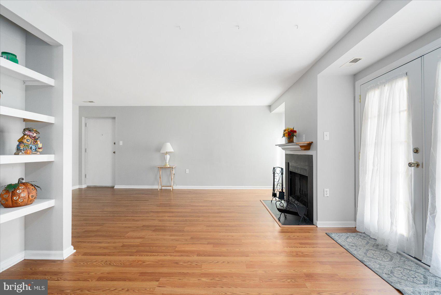 CASTLE HARBOUR - Residential