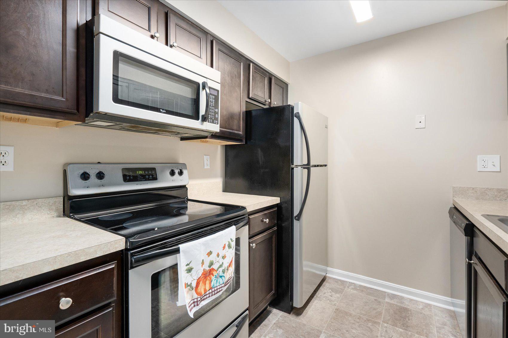 CASTLE HARBOUR - Residential