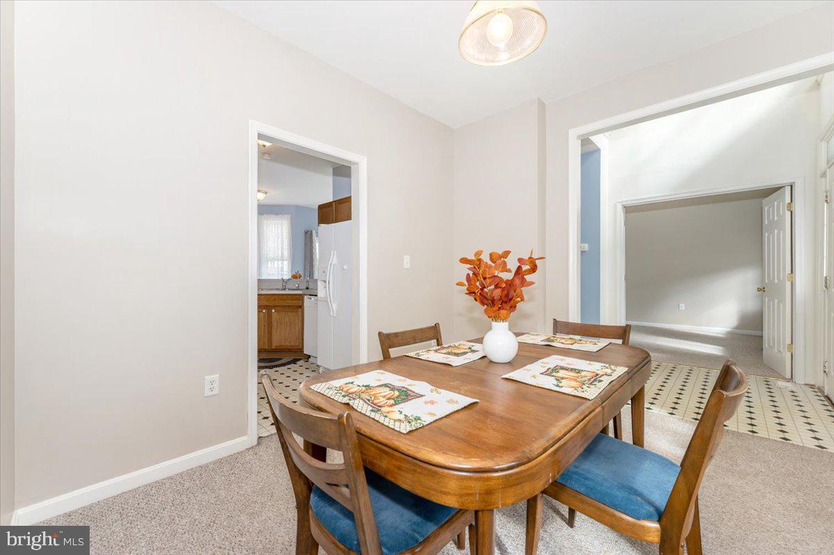 SYCAMORE VILLAGE - Residential