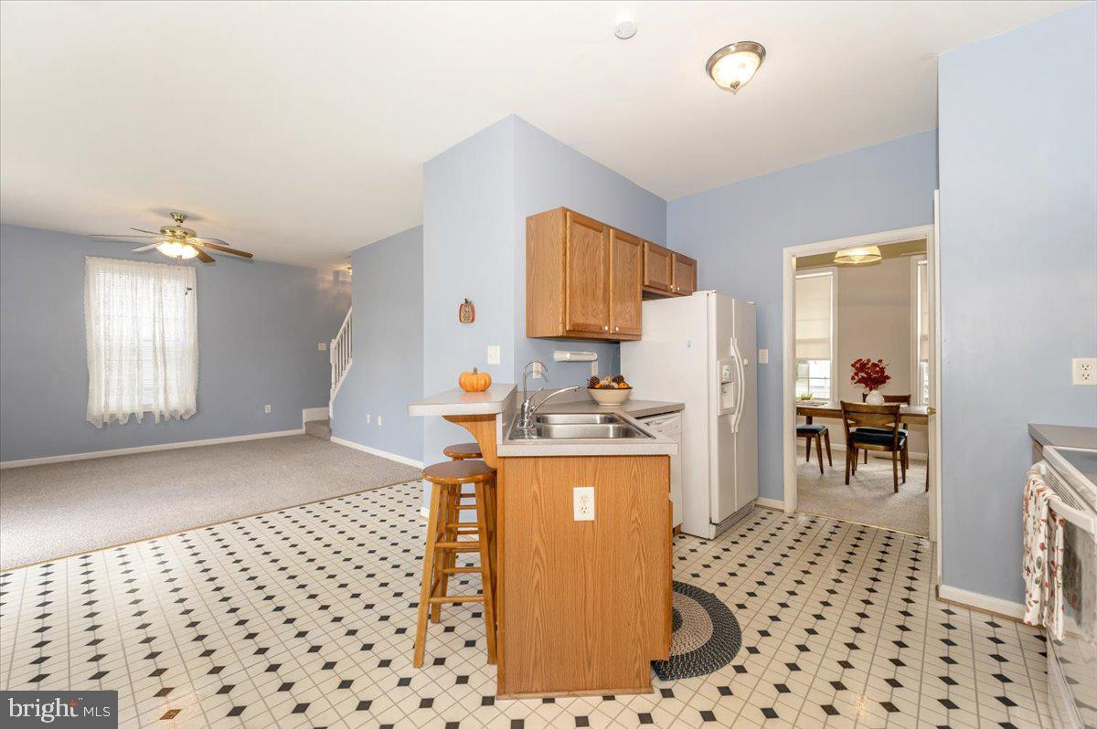 SYCAMORE VILLAGE - Residential