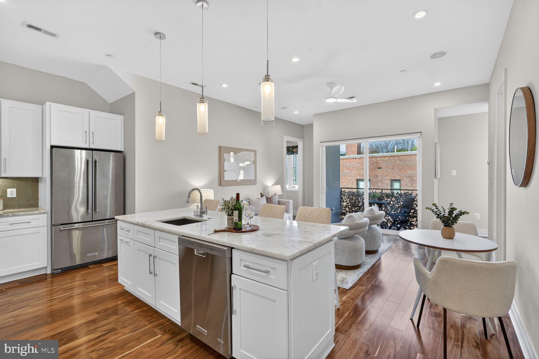 4012 NW EDMUNDS STREET NW 6 (PENTHOUSE)