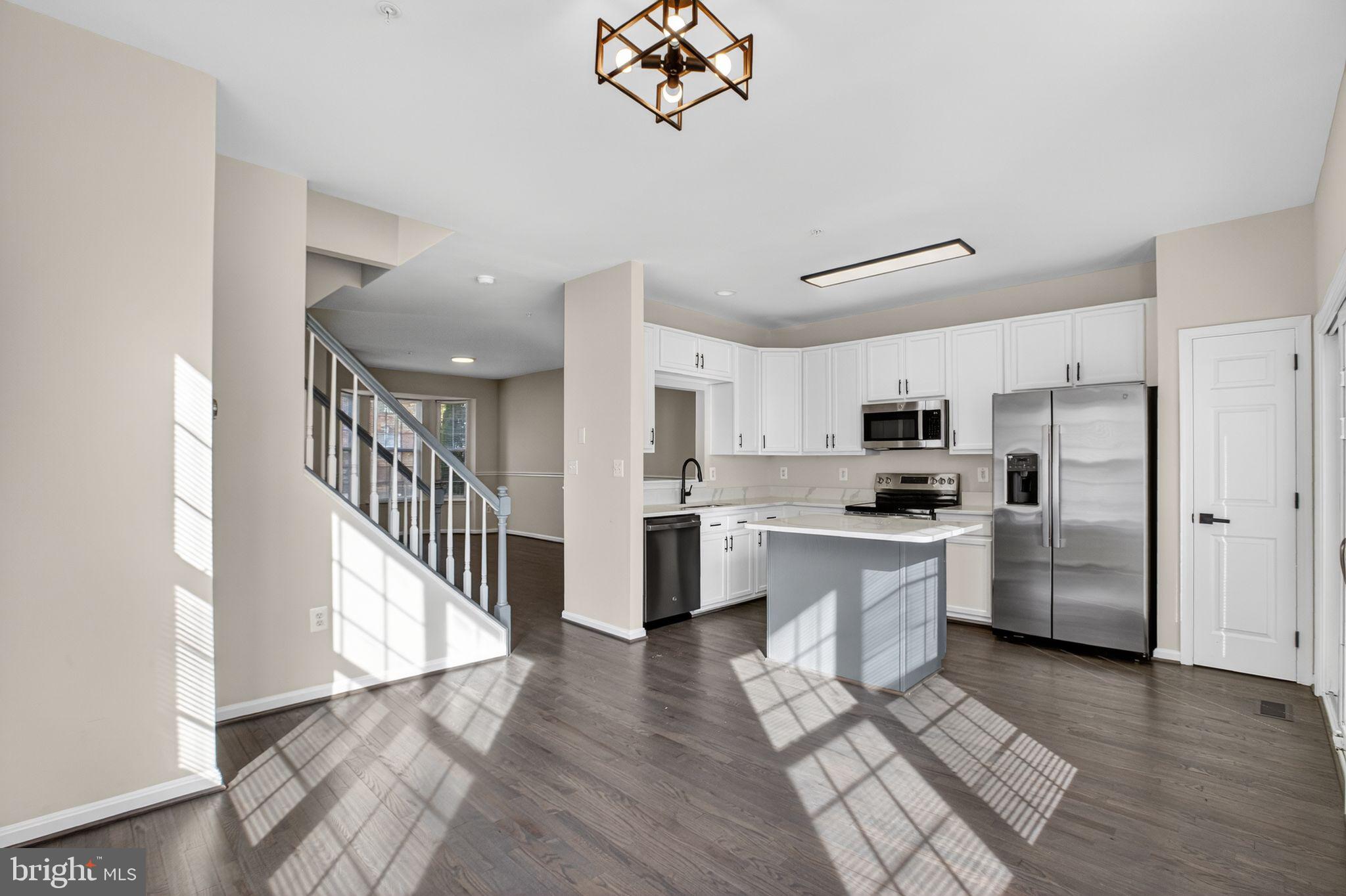 9964 MORRISTOWN PLACE