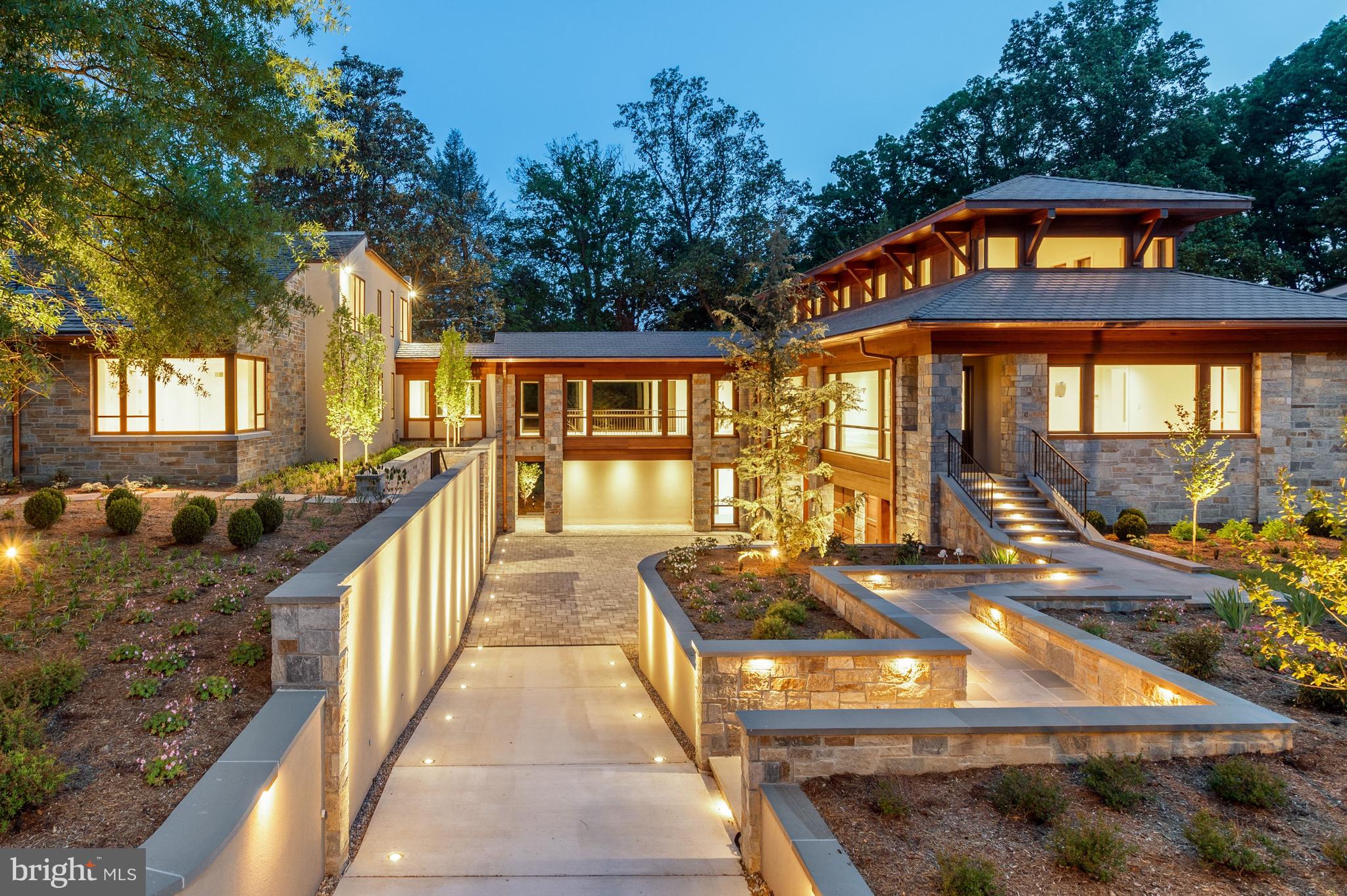 FOREST HILLS - Residential