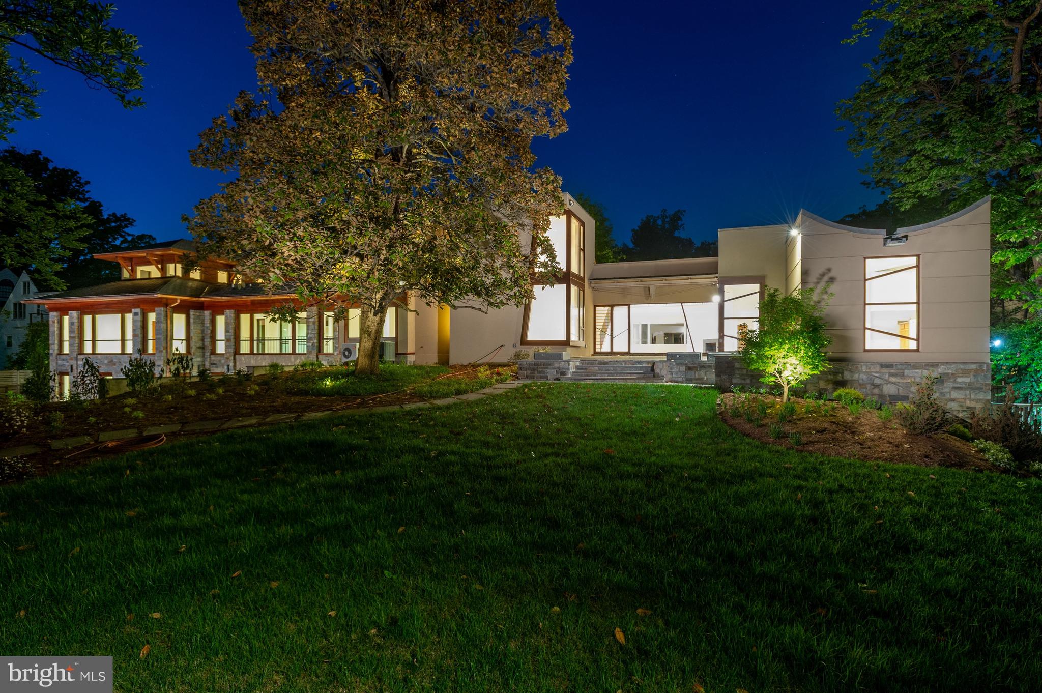 FOREST HILLS - Residential