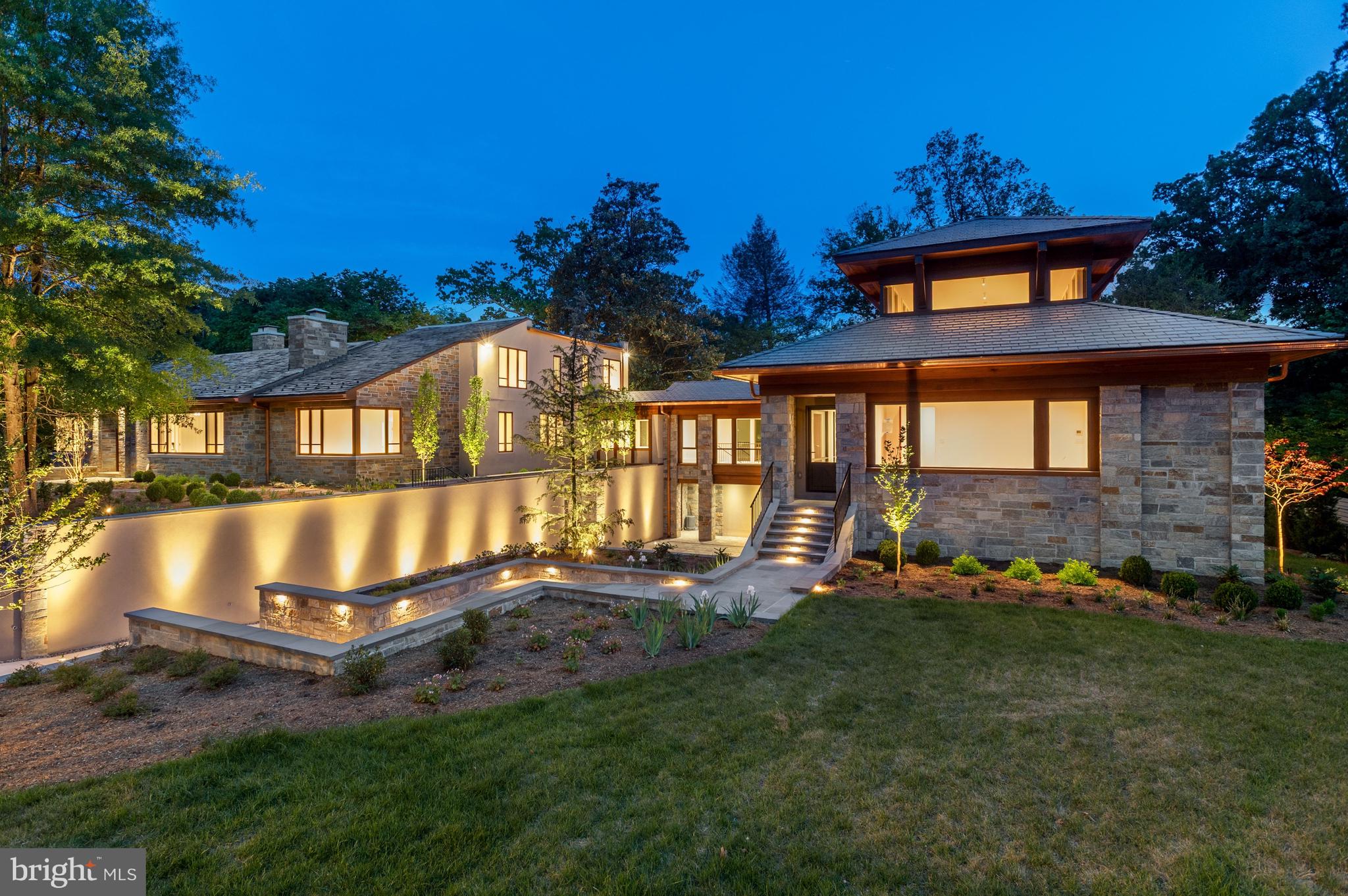 FOREST HILLS - Residential