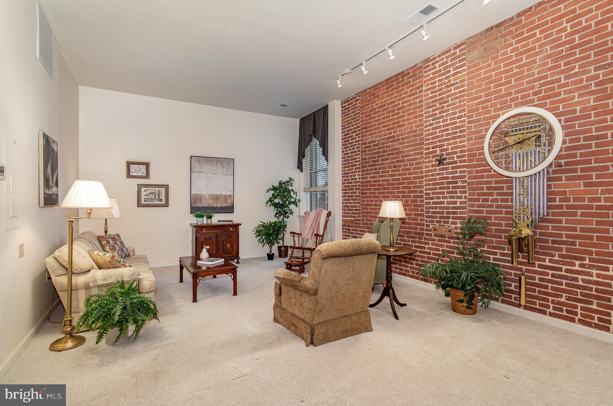 CLOCK TOWERS - Residential