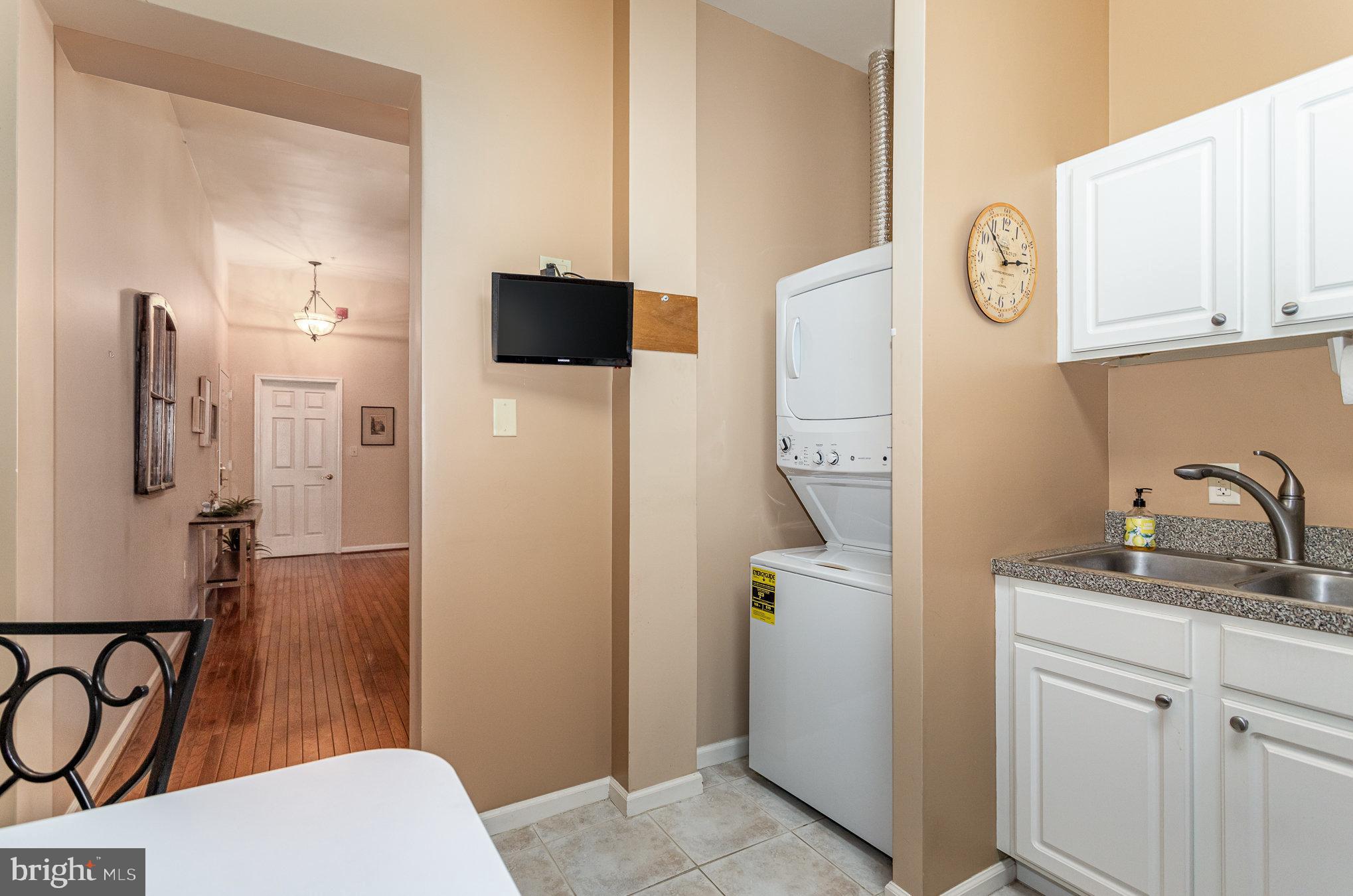 CLOCK TOWERS - Residential