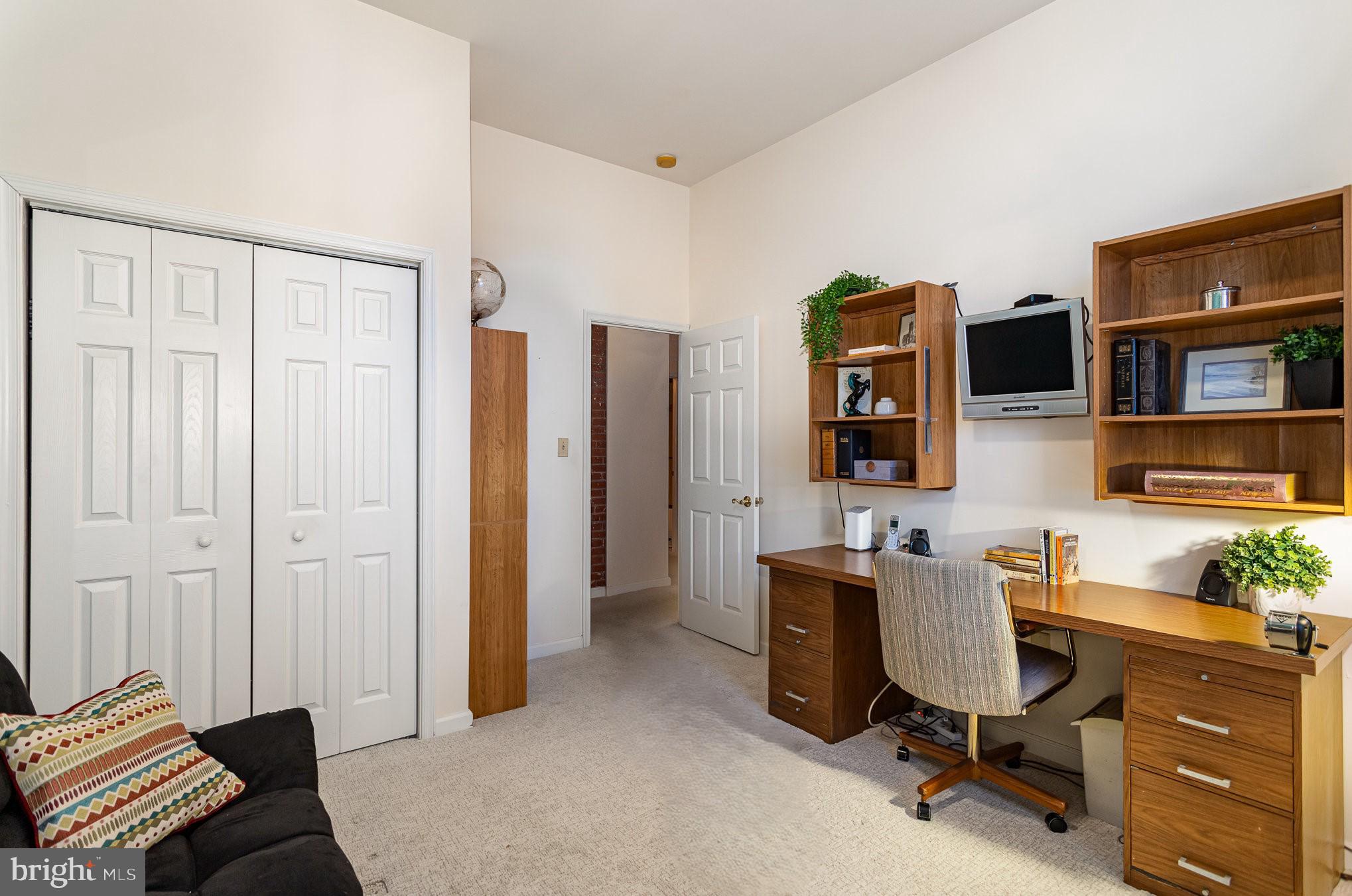 CLOCK TOWERS - Residential