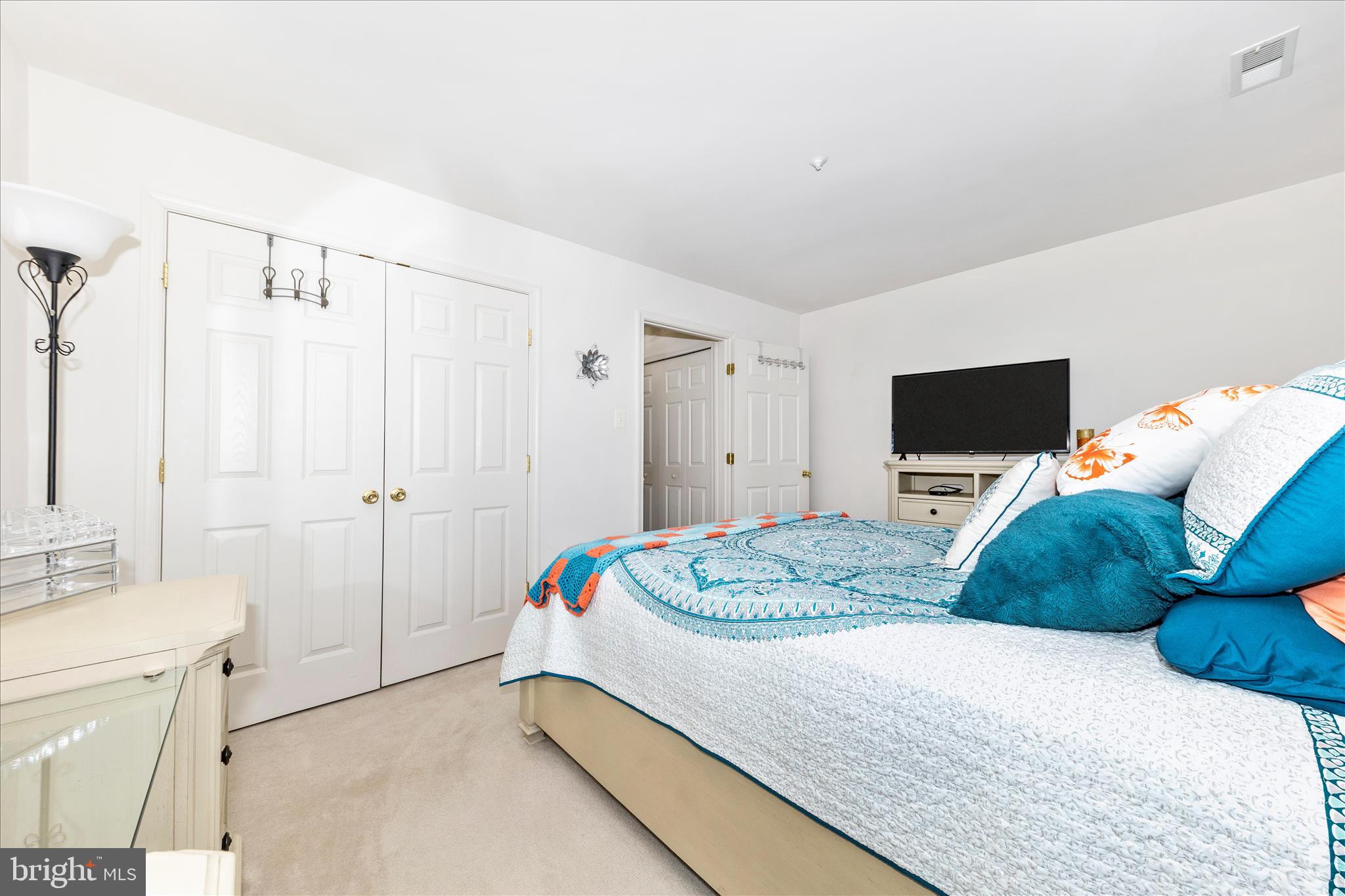 ECHO GLEN - Residential