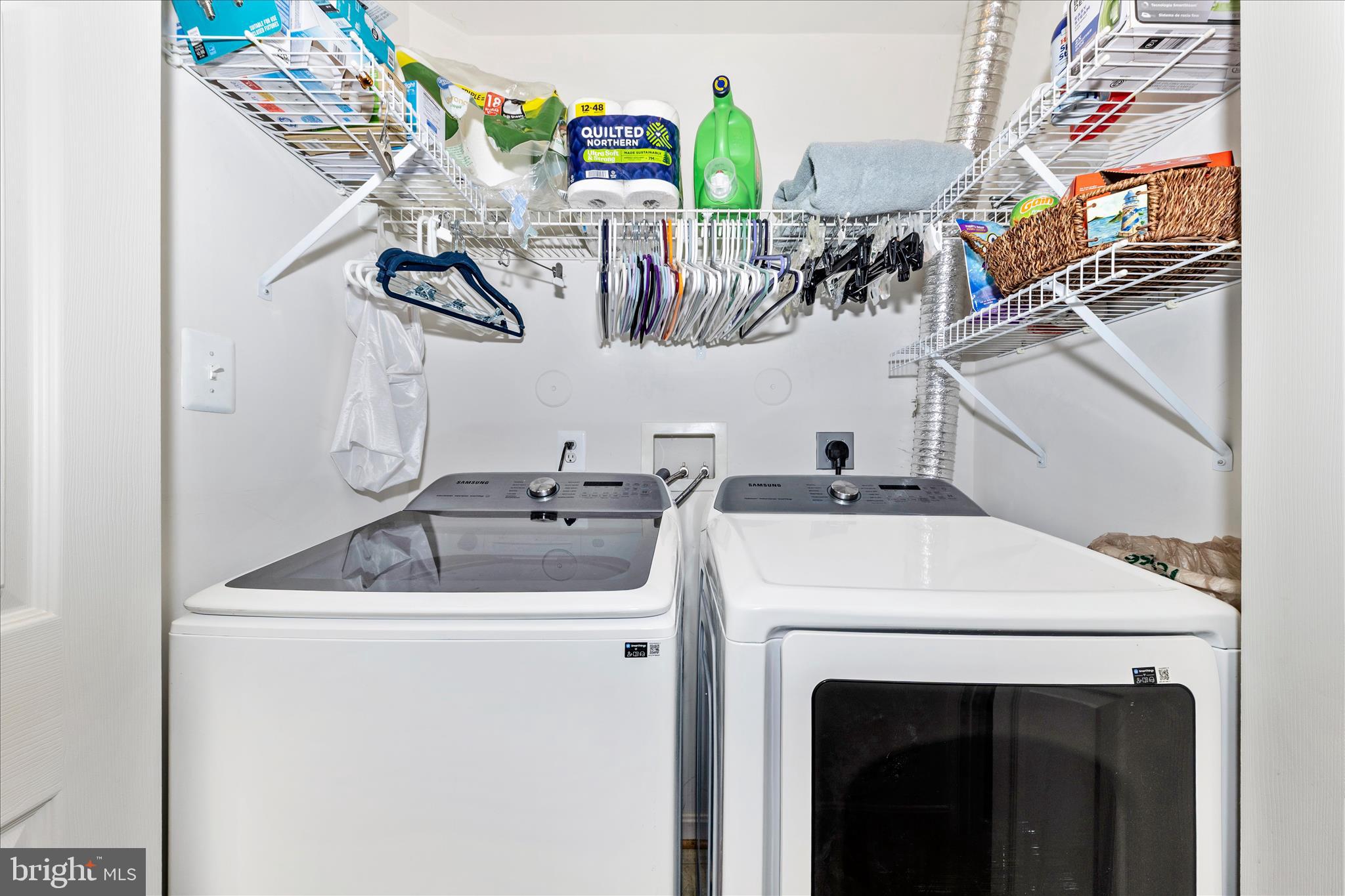 ECHO GLEN - Residential