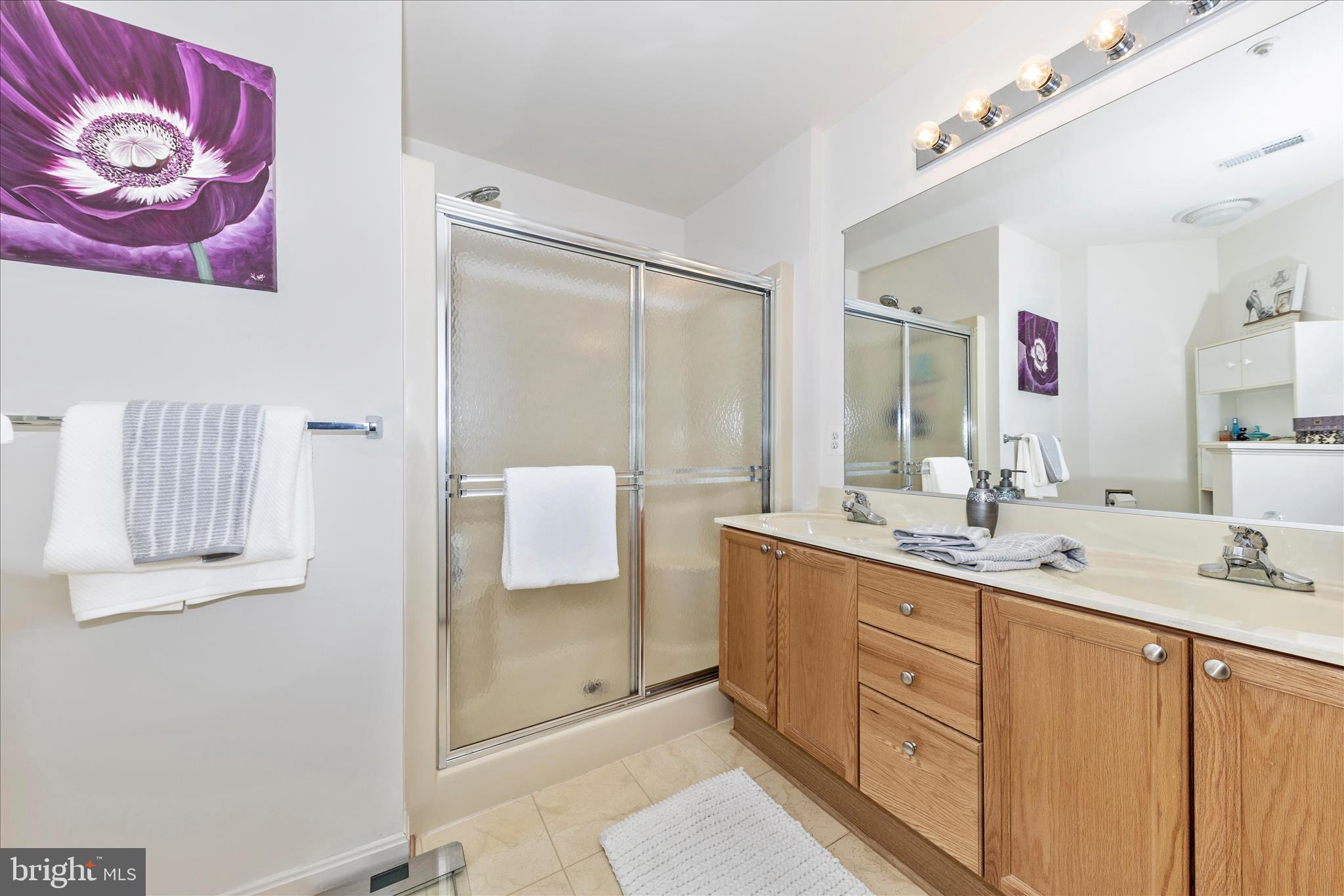 ECHO GLEN - Residential