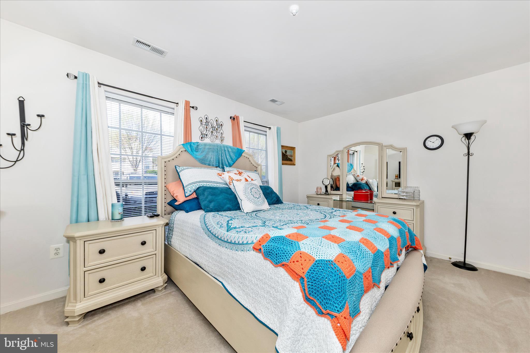 ECHO GLEN - Residential