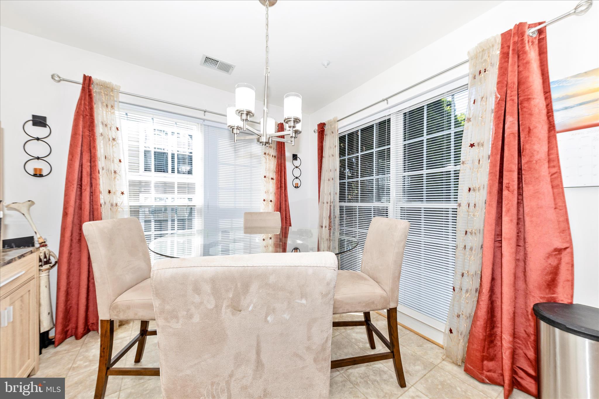 ECHO GLEN - Residential