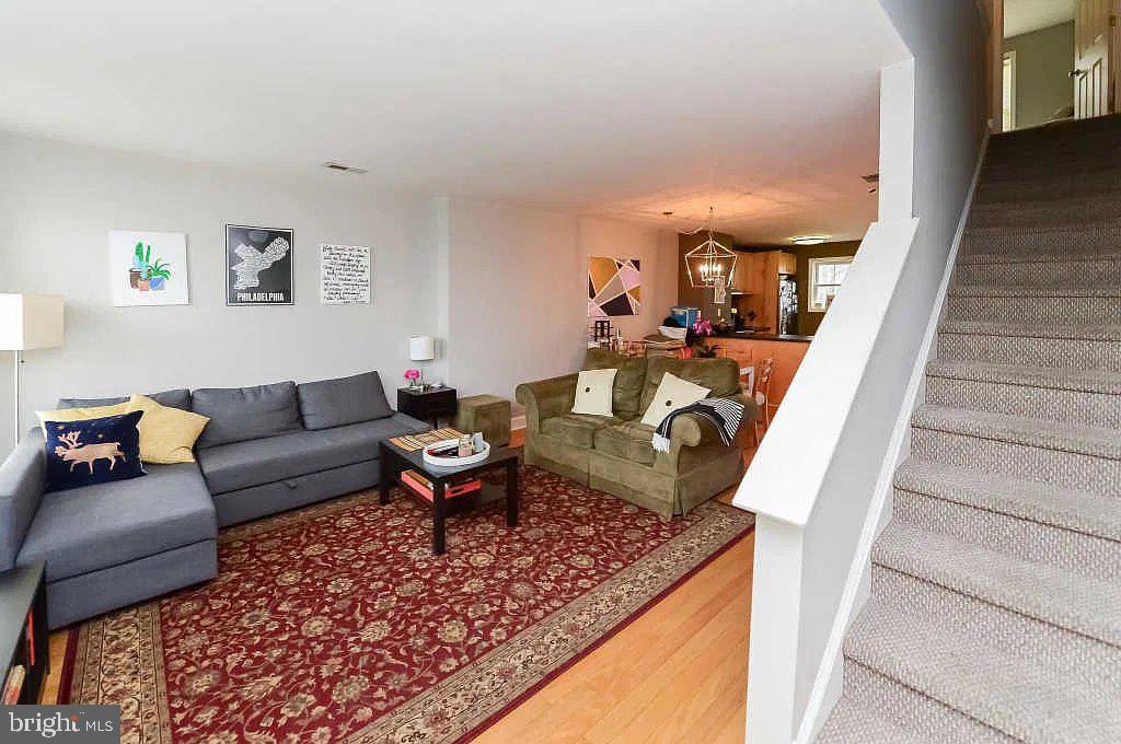 406 LEVERINGTON AVENUE UNIT D
