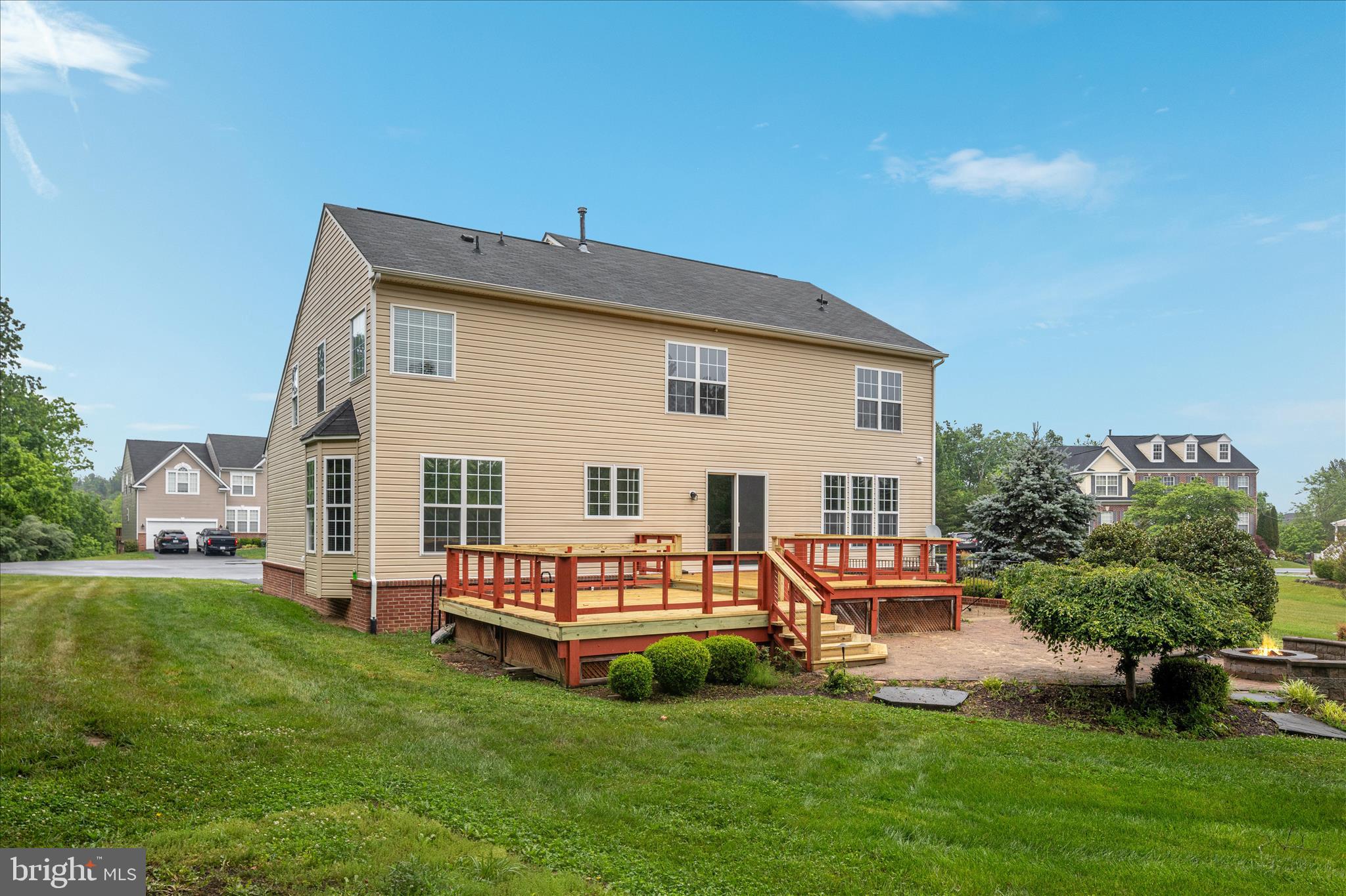 BLUE RIDGE SHADOWS - Residential