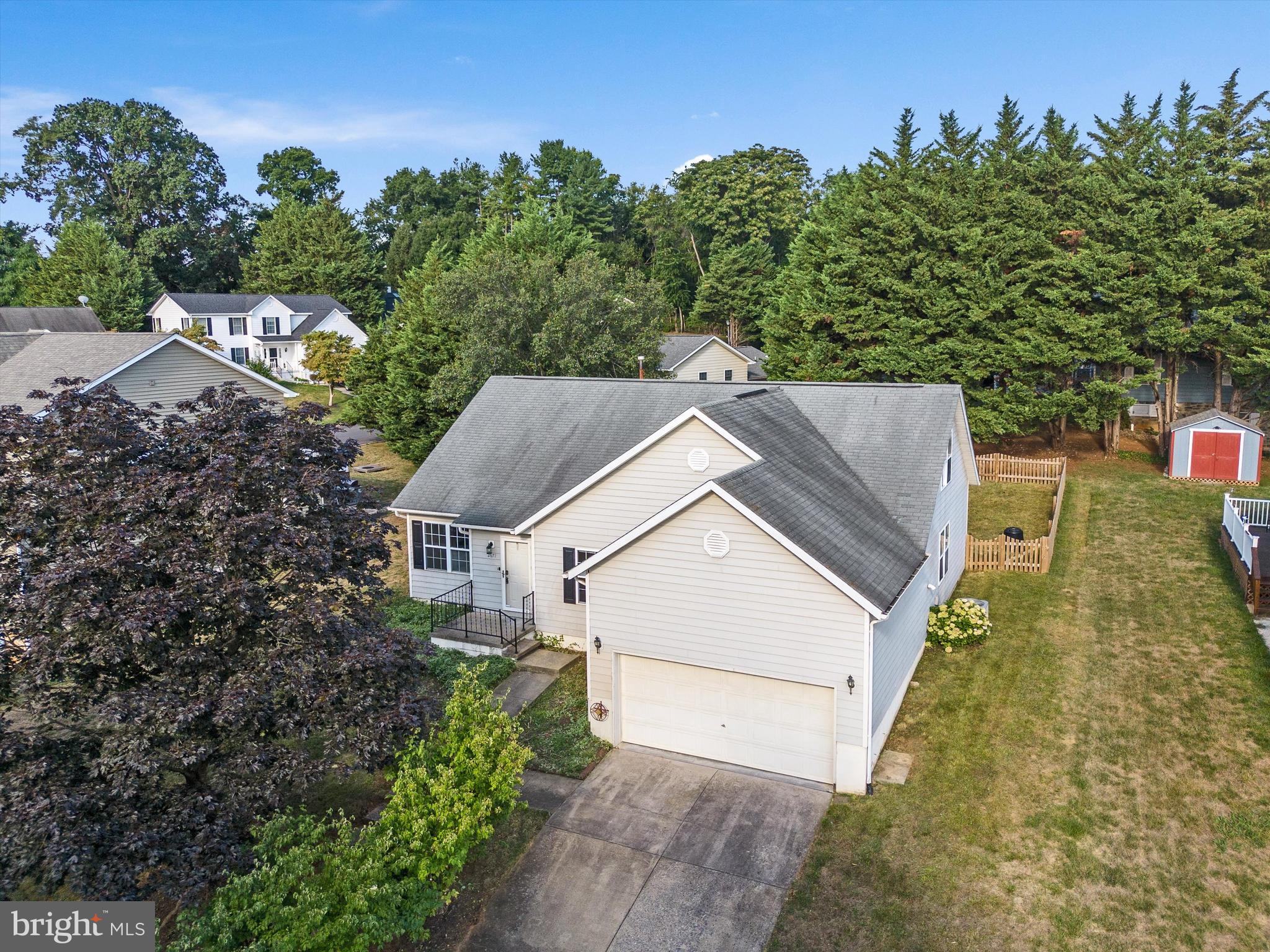 LIMESTONE TERRACE - Residential