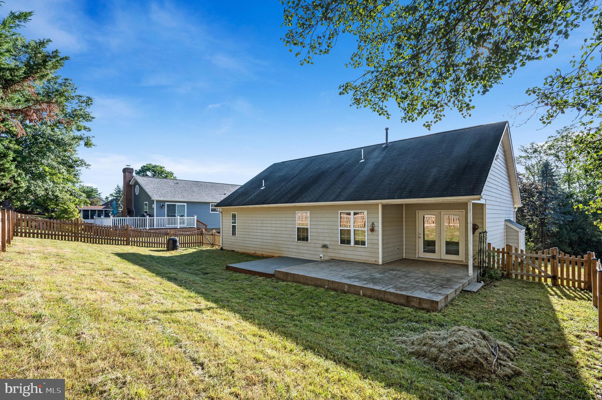 LIMESTONE TERRACE - Residential