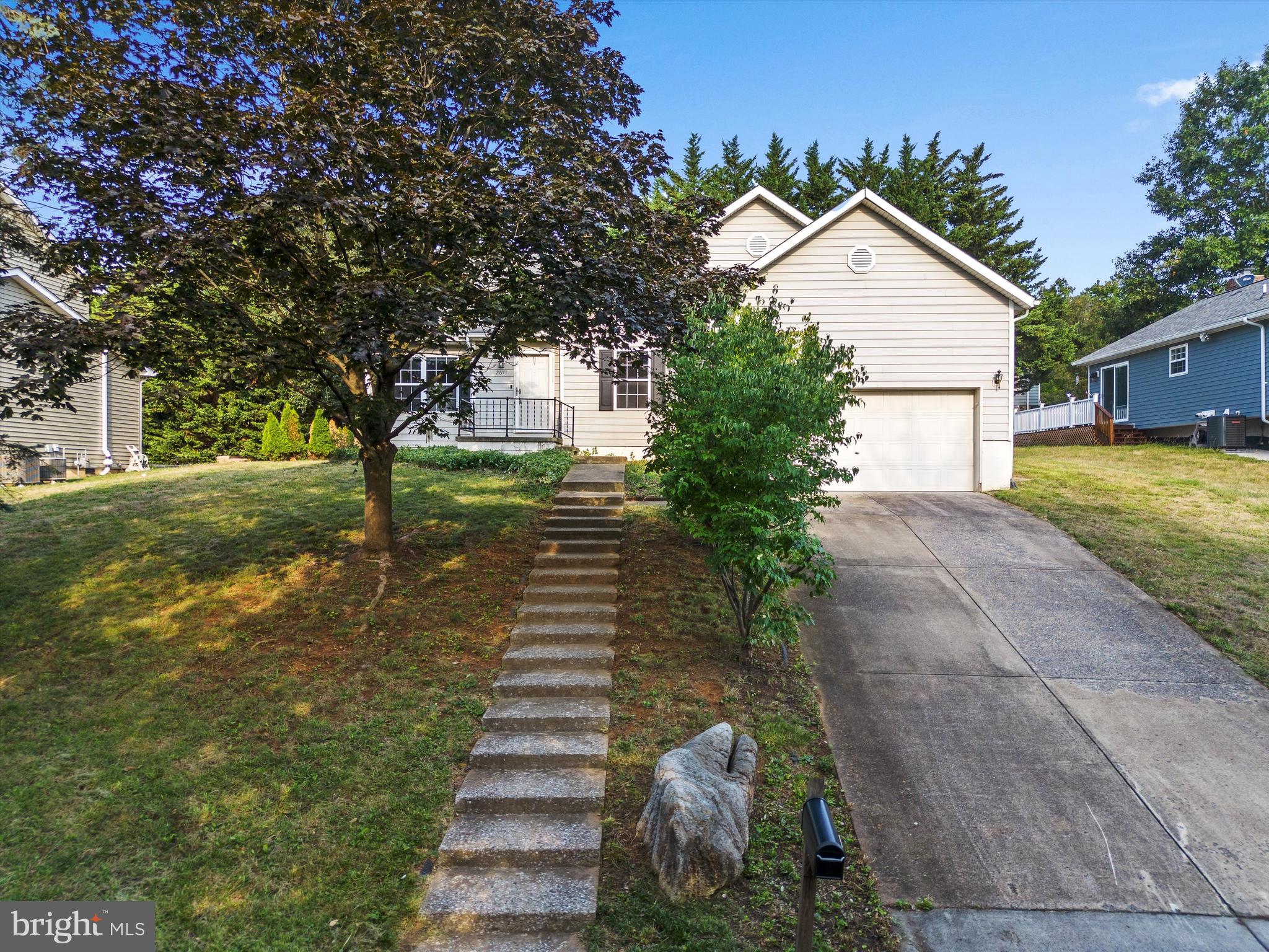 LIMESTONE TERRACE - Residential